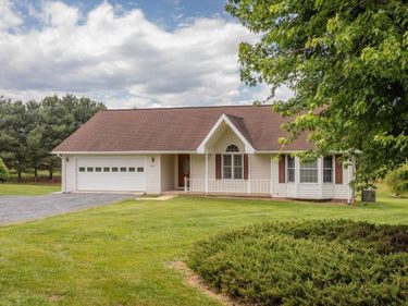 2220 PINEWOODS RD, QUICKSBURG, VA 22847