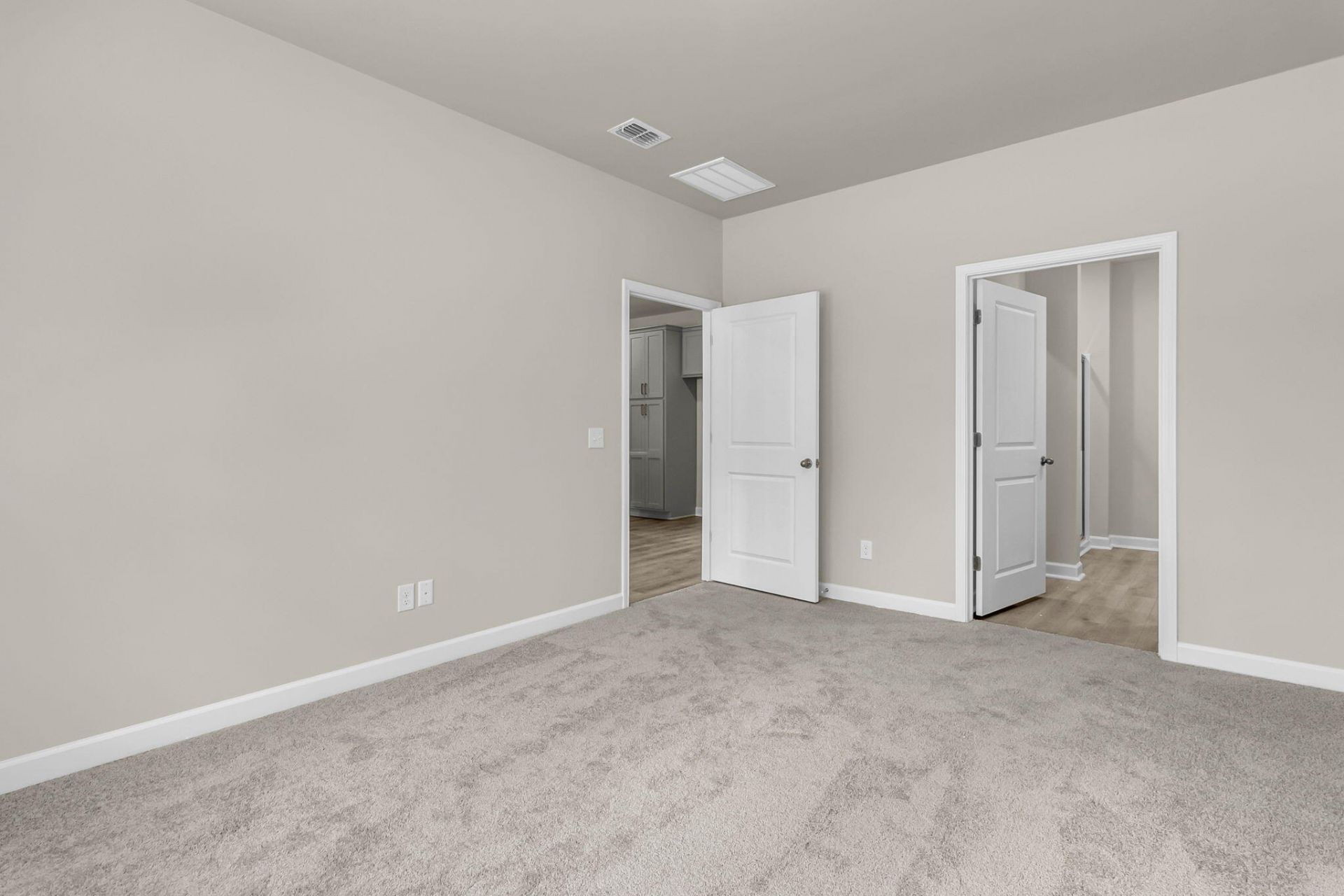 5077 Blackberry Lane Photo 20