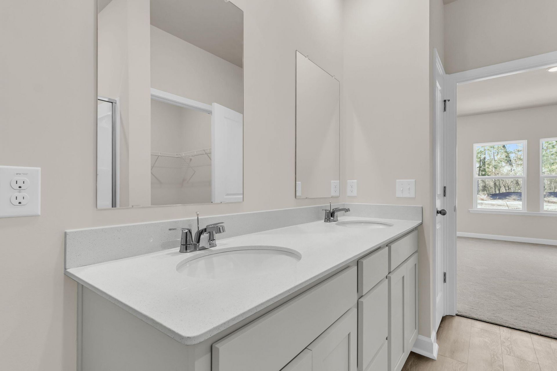 5077 Blackberry Lane Photo 22