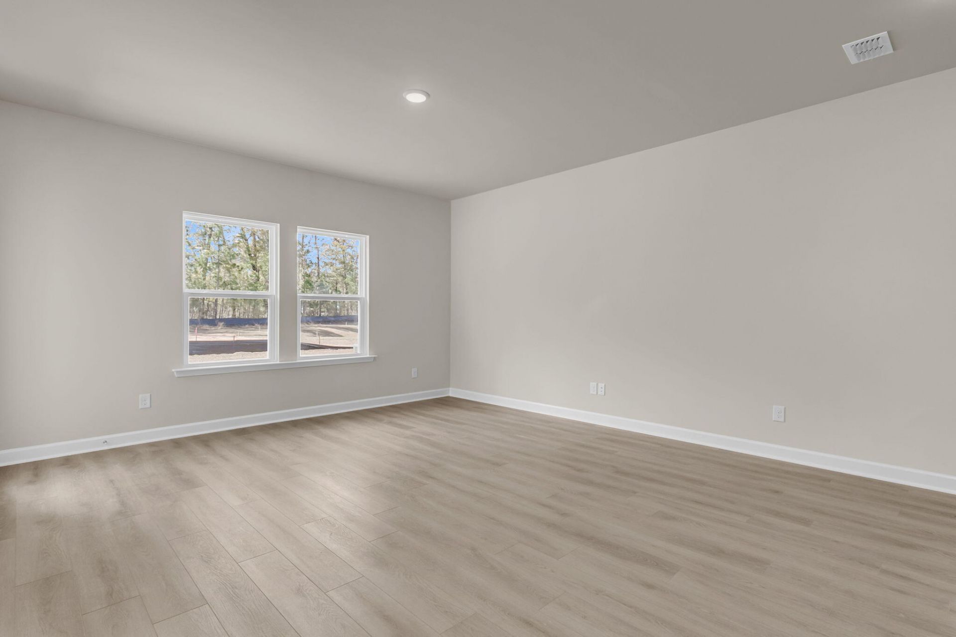 5077 Blackberry Lane Photo 25