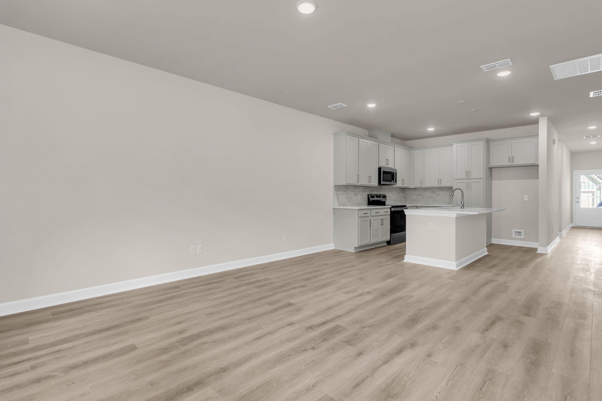 5077 Blackberry Lane Photo 28