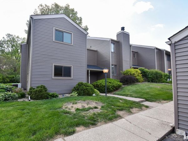5818 N OLD HICKORY Lane, Peoria, IL 61615