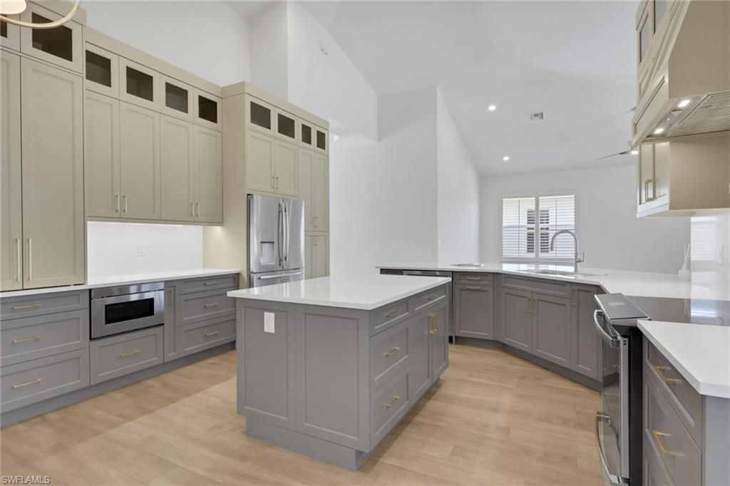 6391 Old Mahogany Ct , Naples, FL 34109 Photo