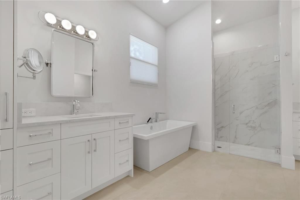 6391 Old Mahogany Ct , Naples, FL 34109 Photo