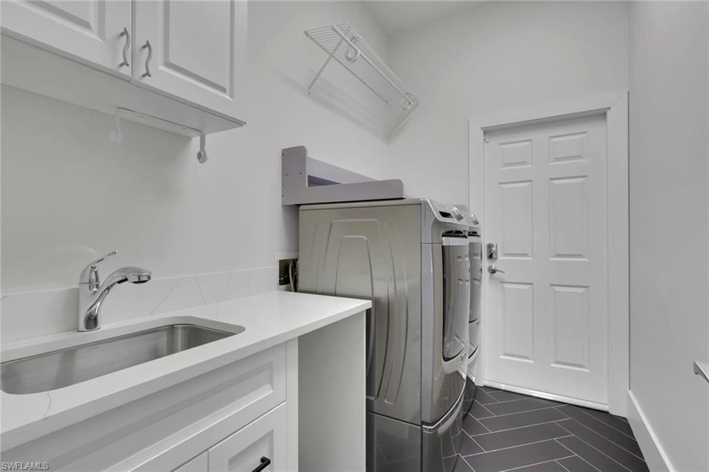 6391 Old Mahogany Ct , Naples, FL 34109 Photo