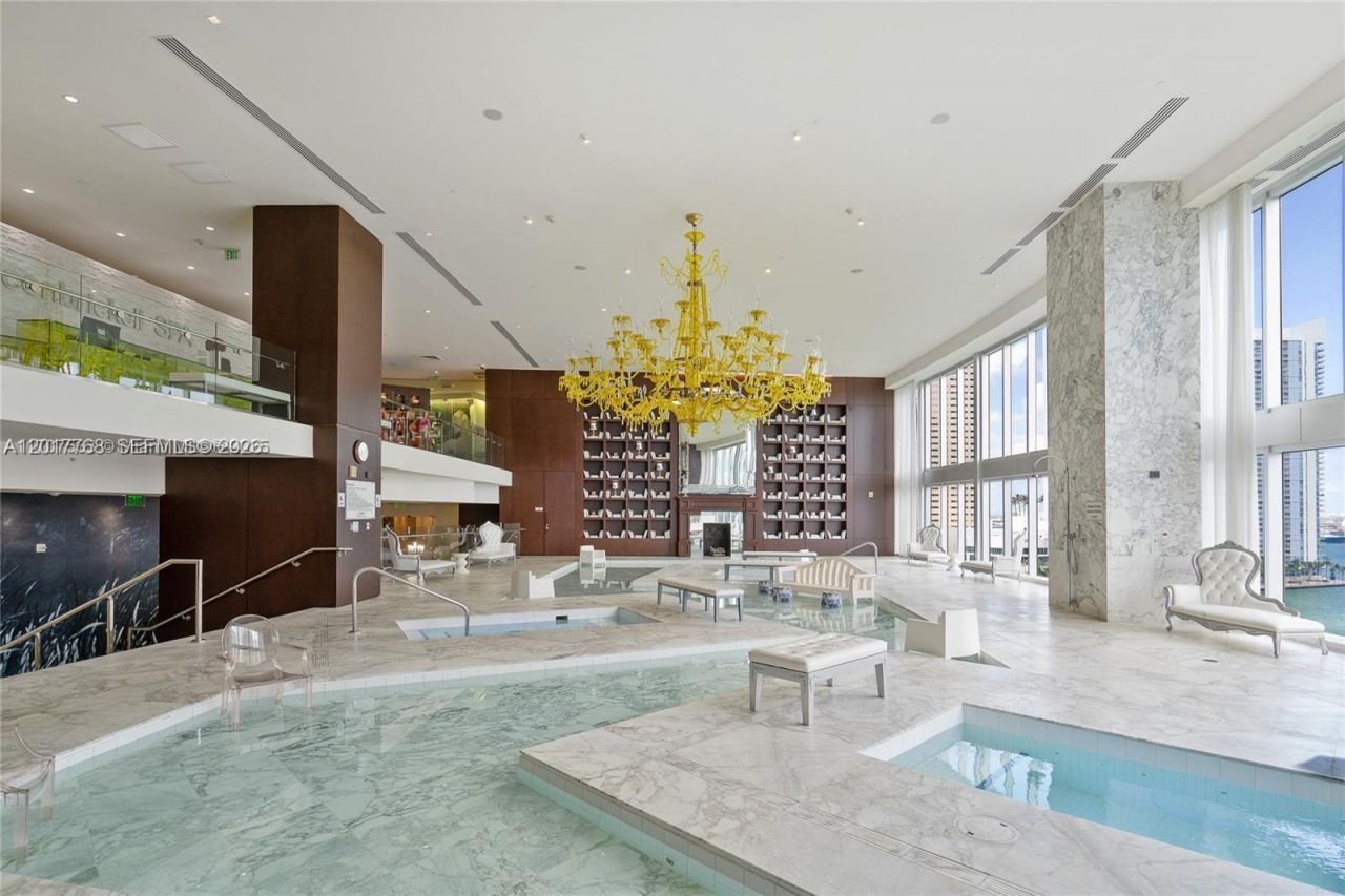 495 Brickell Ave, Unit 2902, Miami, FL 33131 Photo