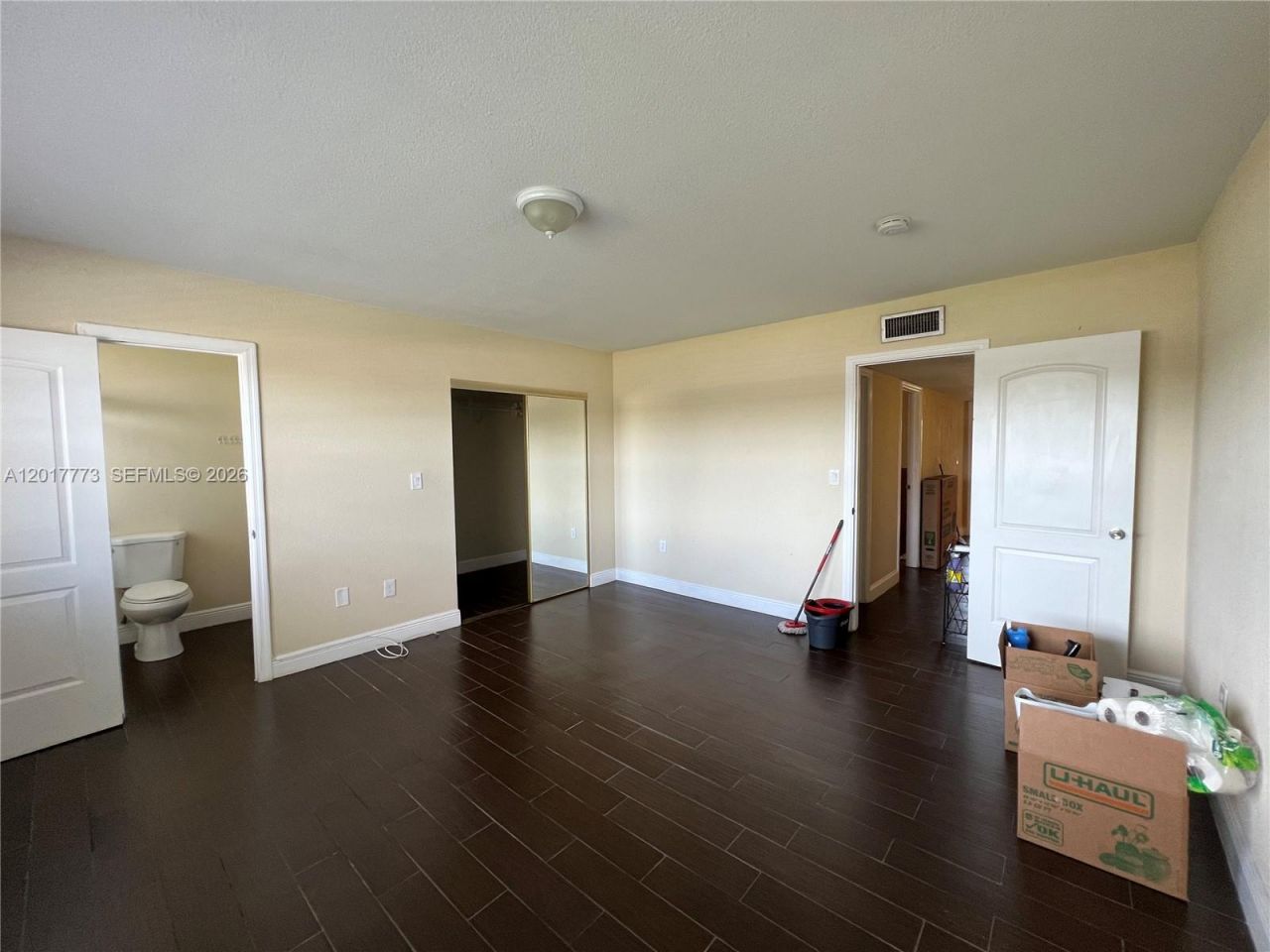 7106 NW 169th St, Unit 7106, Hialeah, FL 33015 Photo