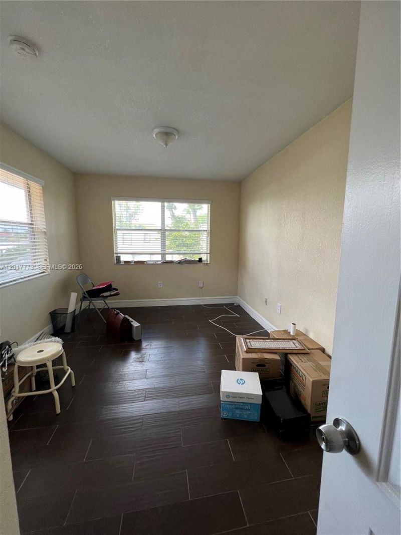 7106 NW 169th St, Unit 7106, Hialeah, FL 33015 Photo