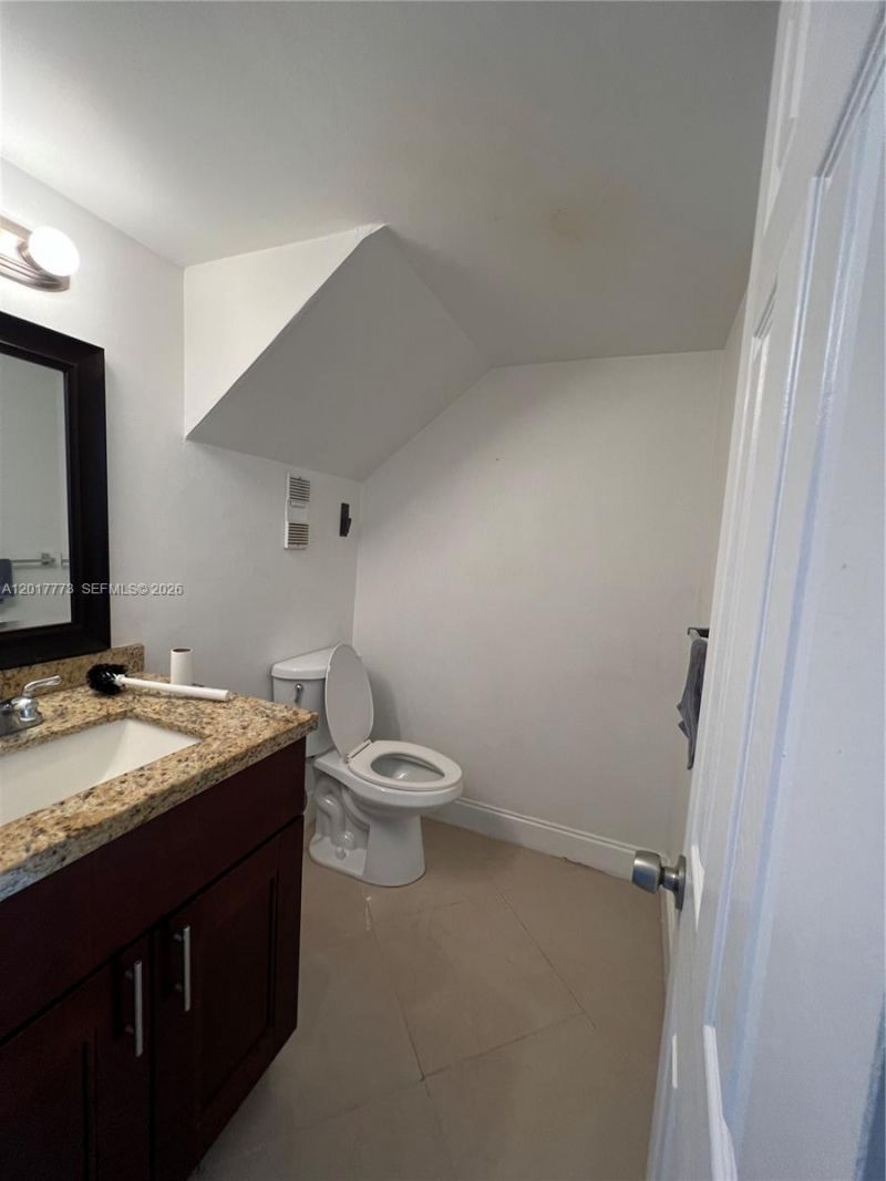 7106 NW 169th St, Unit 7106, Hialeah, FL 33015 Photo