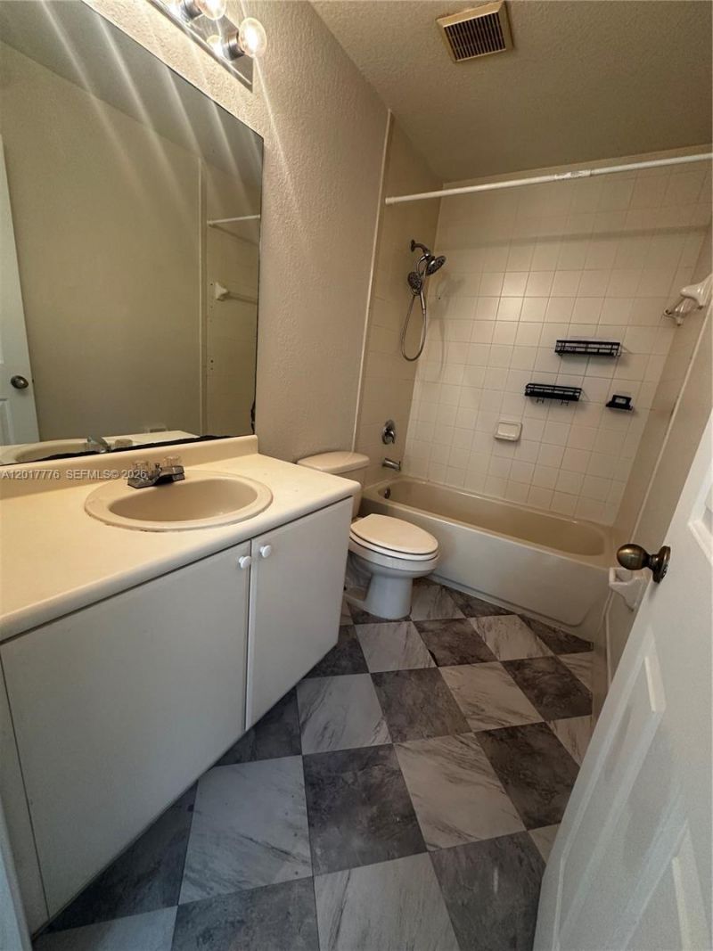 2907 SE 15th Rd , Unit 67, Homestead, FL 33035 Photo