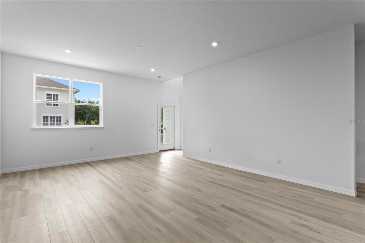 9922 Tate Lane , Westchase, FL 33626 Photo