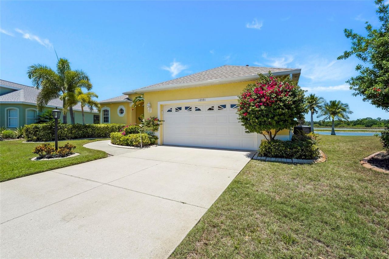 10591 Old Grove Circle, Bradenton, FL 34212 Photo