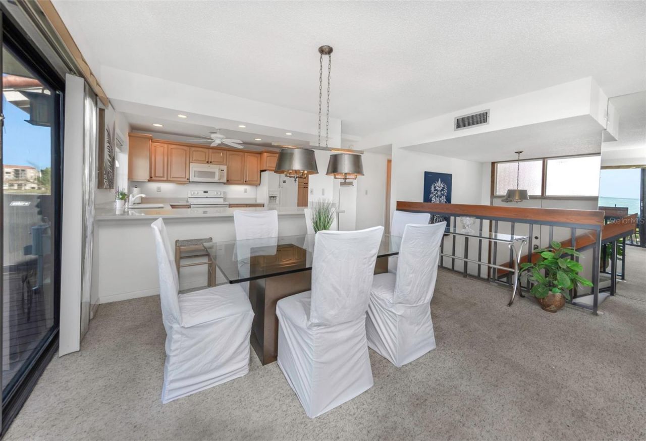 5650 Escondida Boulevard S, Saint Petersburg, FL 33715 Photo