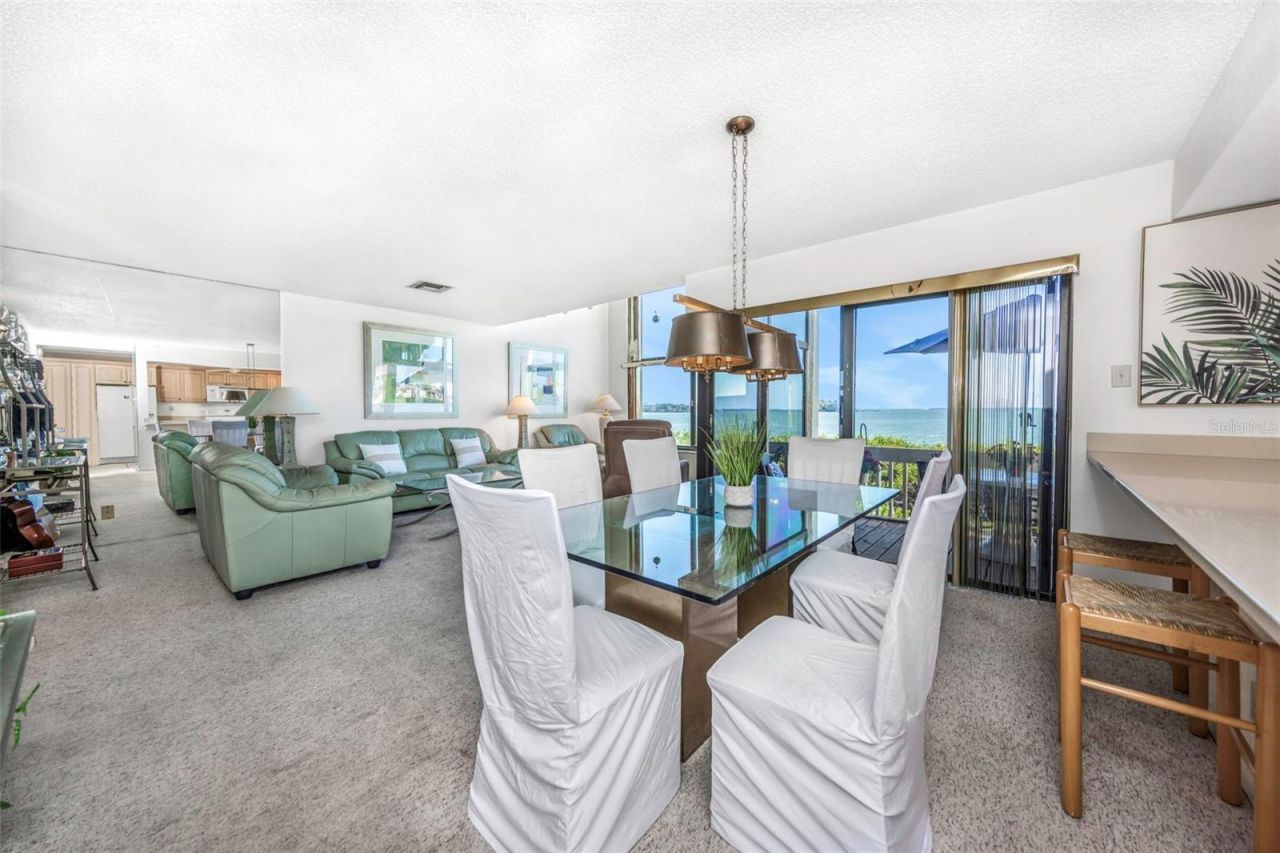 5650 Escondida Boulevard S, Saint Petersburg, FL 33715 Photo