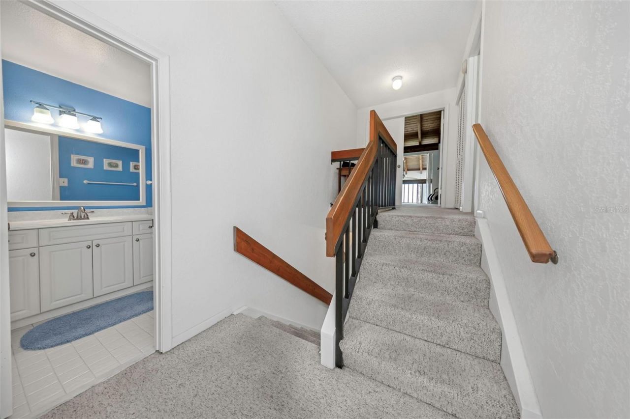 5650 Escondida Boulevard S, Saint Petersburg, FL 33715 Photo