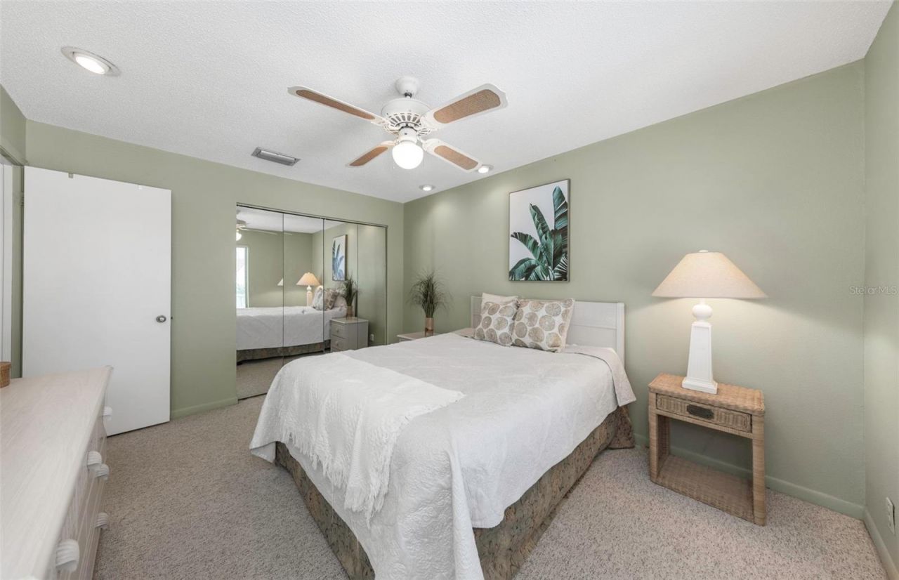5650 Escondida Boulevard S, Saint Petersburg, FL 33715 Photo
