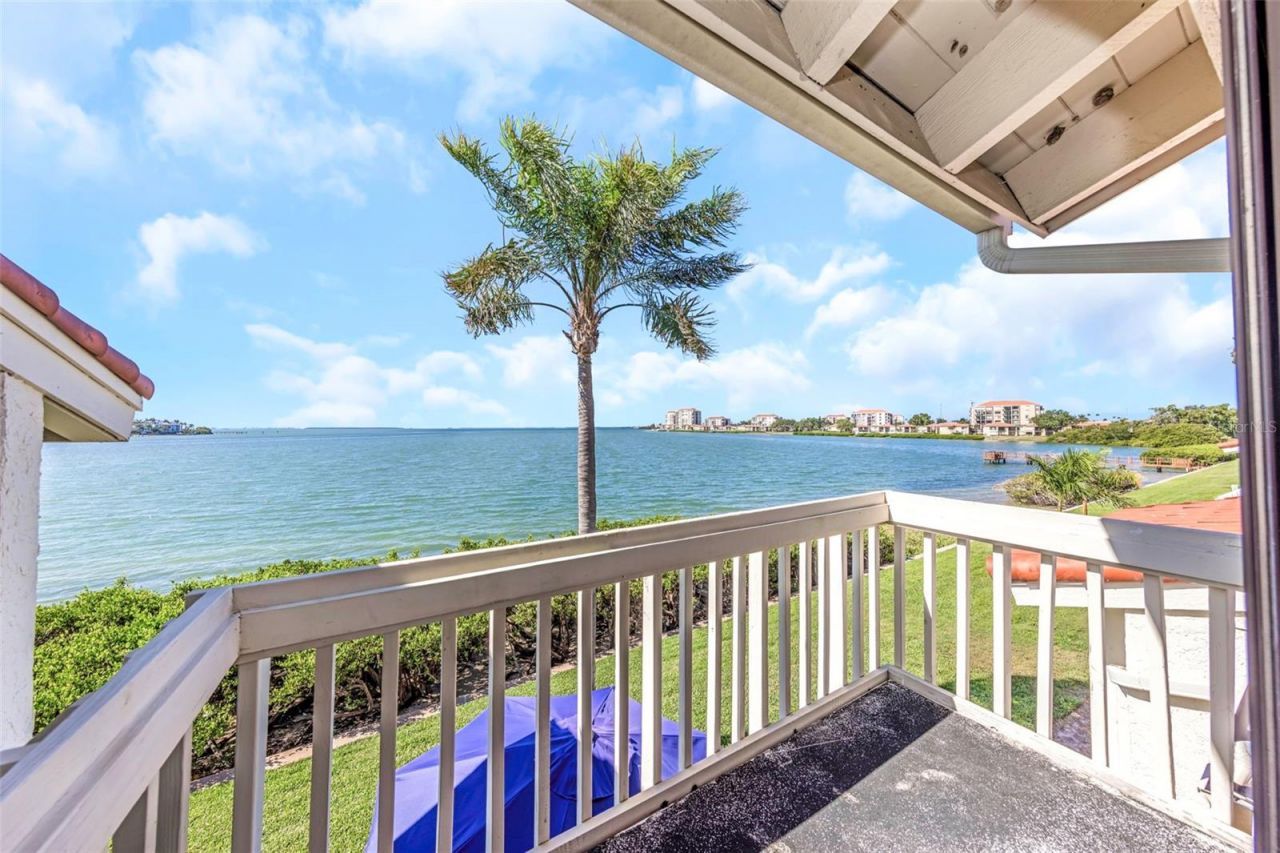 5650 Escondida Boulevard S, Saint Petersburg, FL 33715 Photo