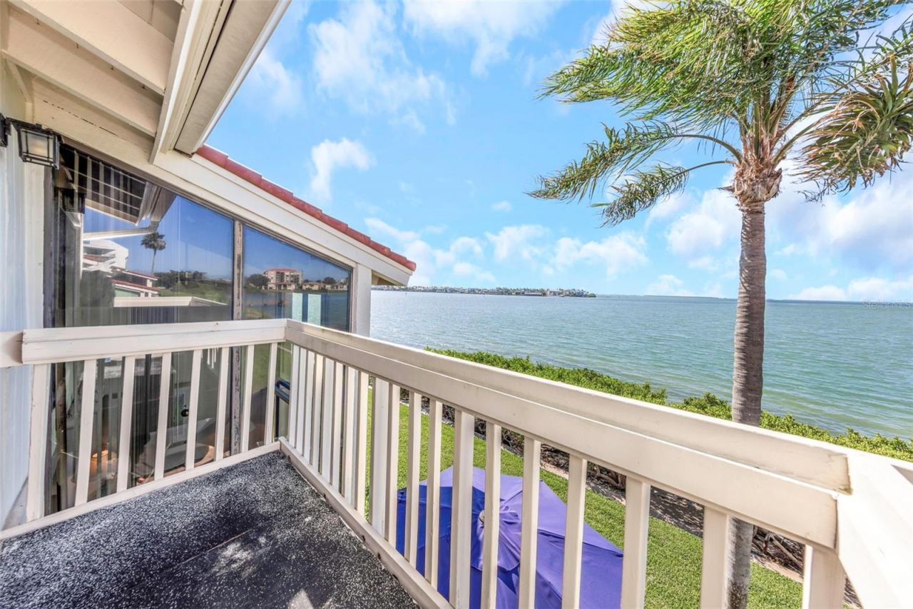 5650 Escondida Boulevard S, Saint Petersburg, FL 33715 Photo