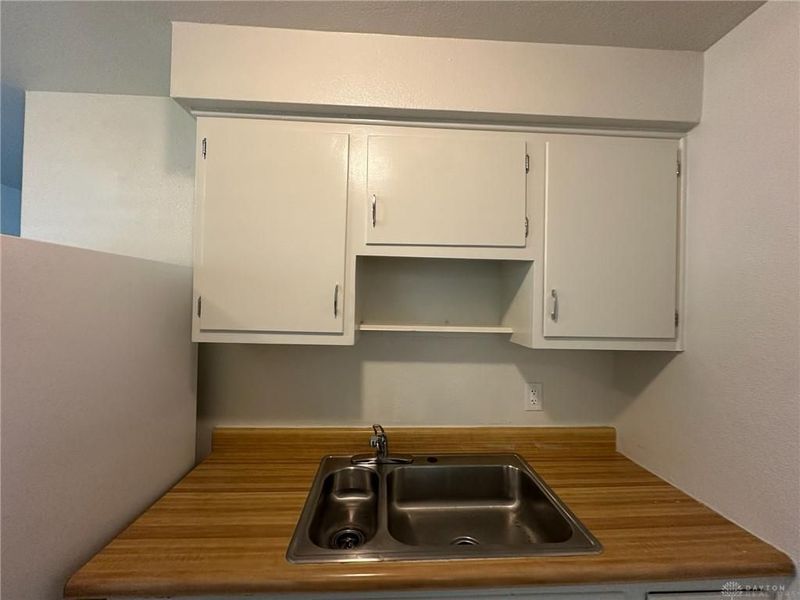 102 E Norman Avenue, Dayton, OH 45405 Photo 9