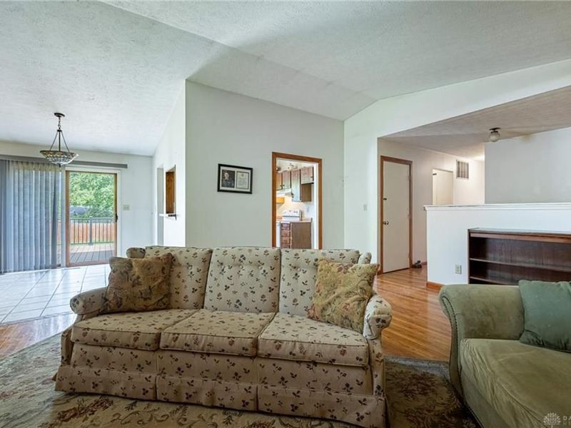 9905 Shawnee Trail, Centerville, OH 45458 Photo 7