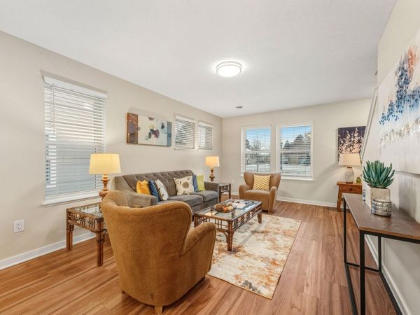 1360 Winthrop Street N, Unit 2, Saint Paul, MN 55119