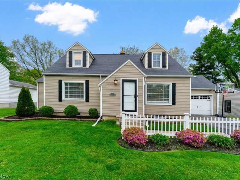 158 Callahan Road, Canfield, OH 44406 Photo 2