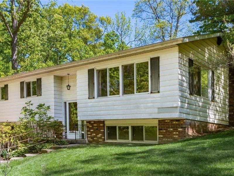 2849 Olde Falls Road, Zanesville, OH 43701 Photo 1
