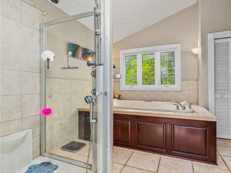 631 Rocky Hollow Drive, Akron, OH 44313 Photo 32