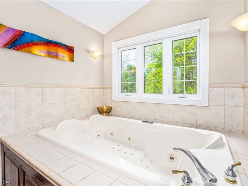 631 Rocky Hollow Drive, Akron, OH 44313 Photo 33