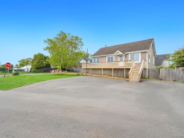 446 Riviera Drive , Mastic Beach, NY 11951