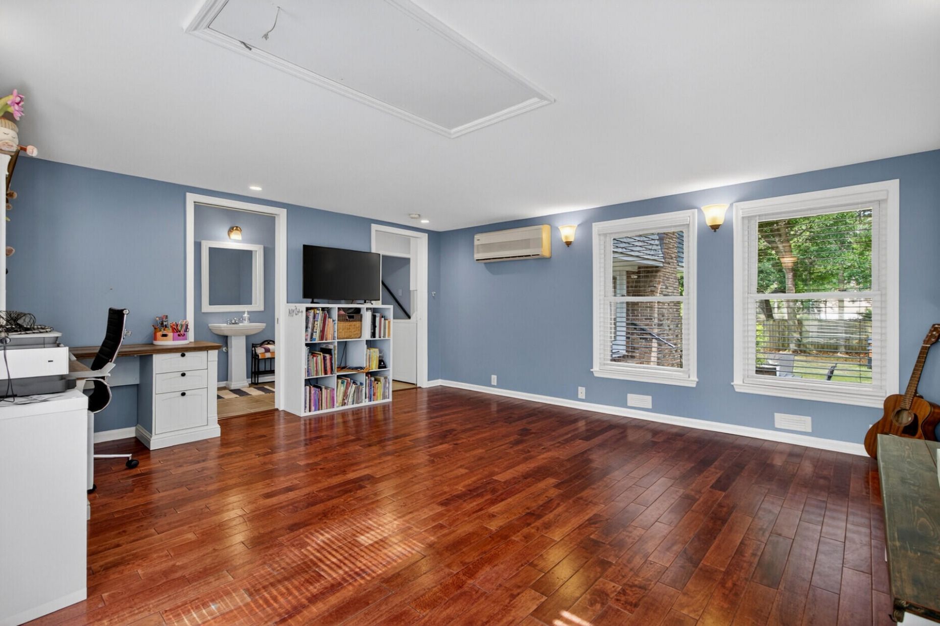 103 Laurens Court Photo 24