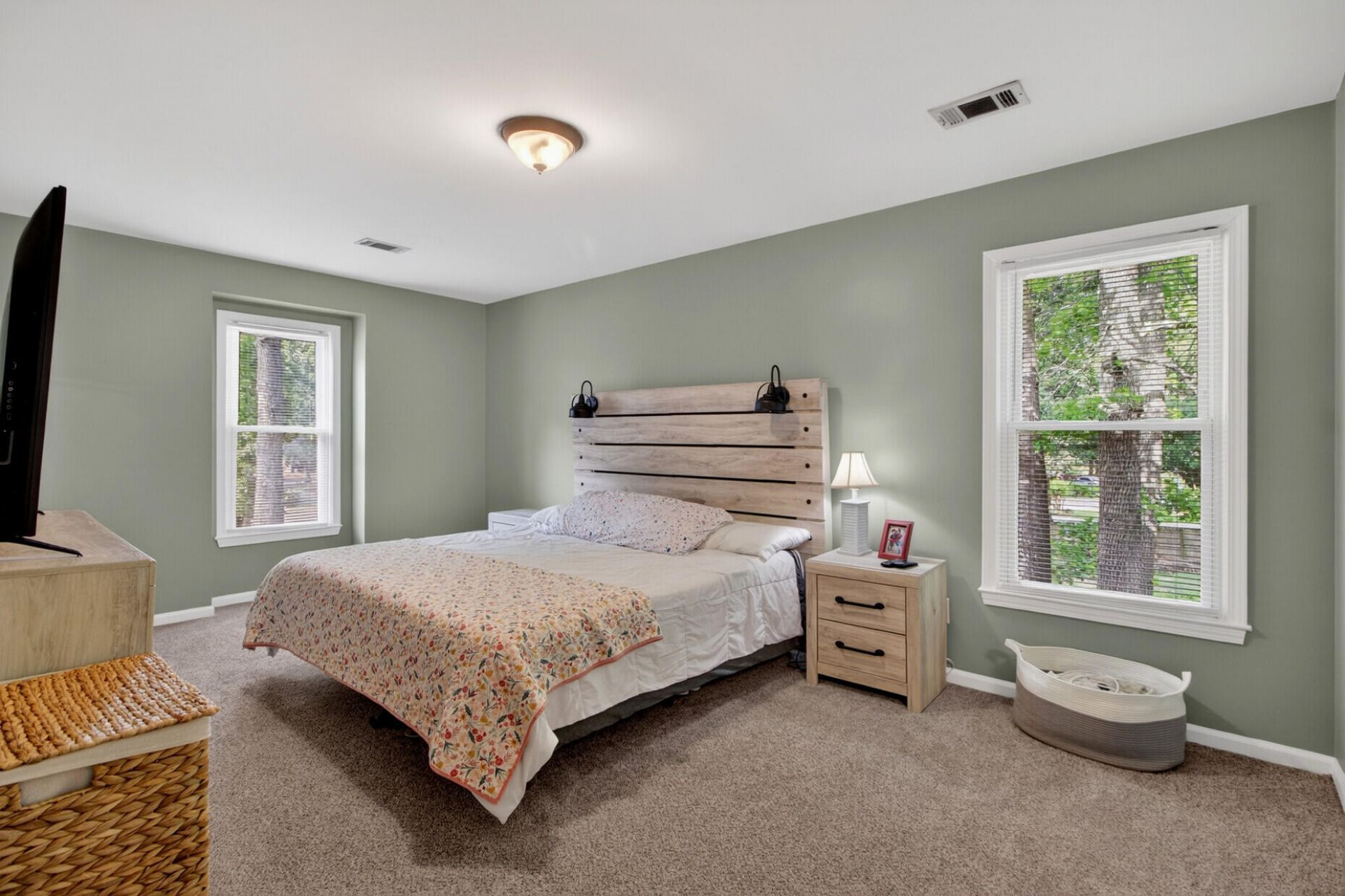 103 Laurens Court Photo 28