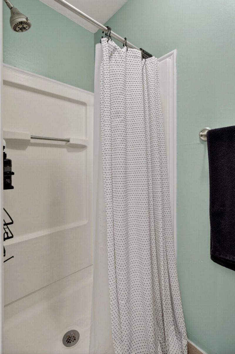 103 Laurens Court Photo 31