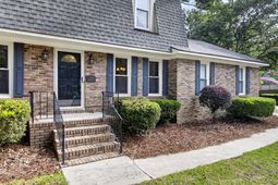 103 Laurens Court photo 4