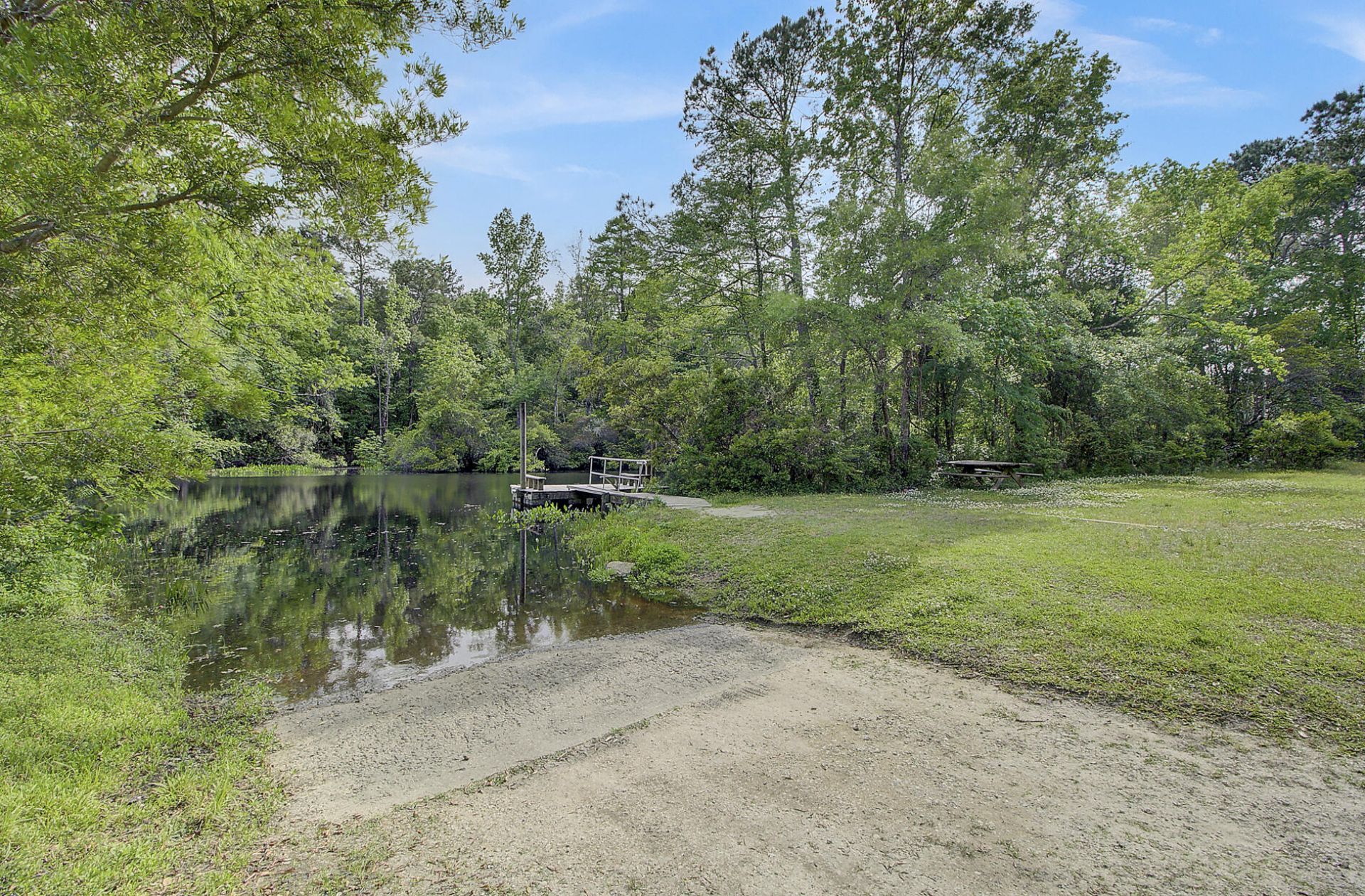 103 Laurens Court Photo 56