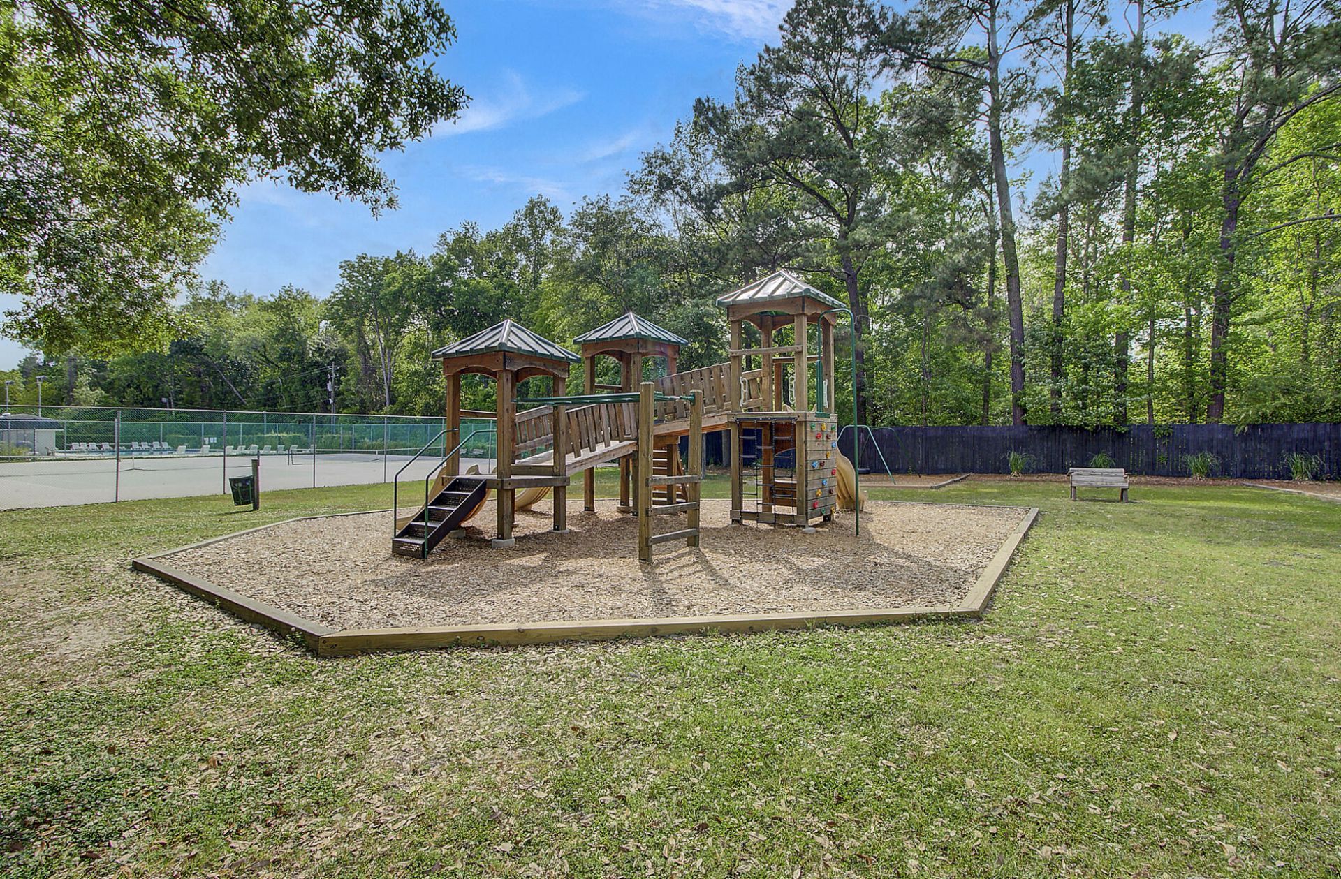 103 Laurens Court Photo 66