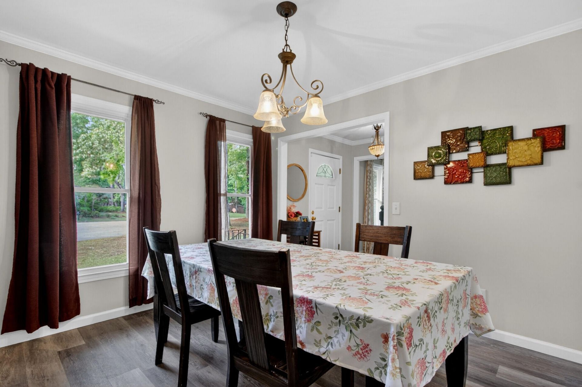 103 Laurens Court Photo 8