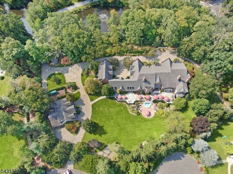 1055 High Mountain Rd, Franklin Lakes, NJ 07417 Main Photo