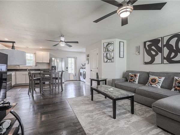 609 N Hickory Street, Ottawa, KS 66067