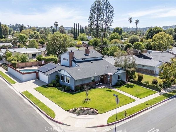 23300 Haynes, West Hills, CA 91307