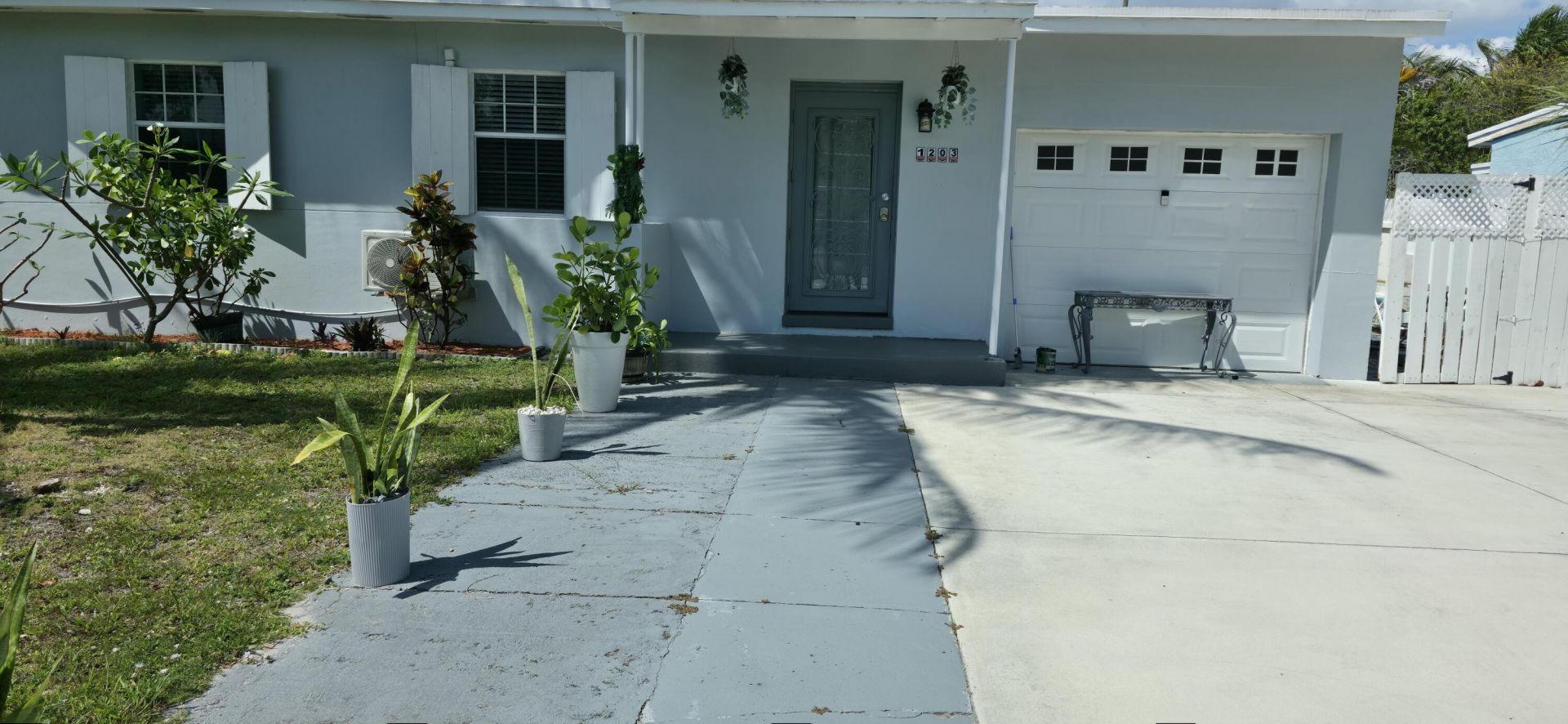 1203 Chateau Park Drive, Fort Lauderdale, FL 33311 Photo