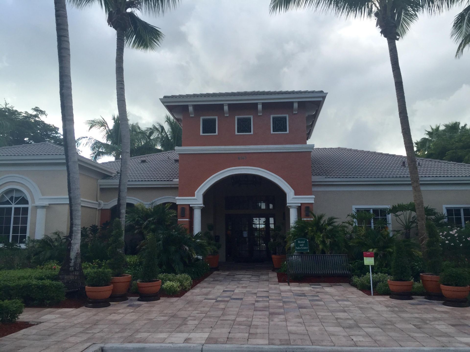4191 N Haverhill Road, Unit 415, West Palm Beach, FL 33417 Photo