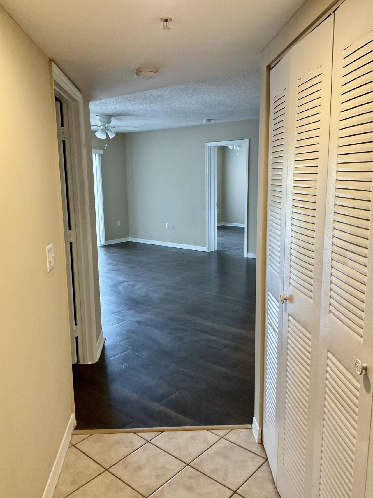 4191 N Haverhill Road, Unit 415, West Palm Beach, FL 33417 Photo