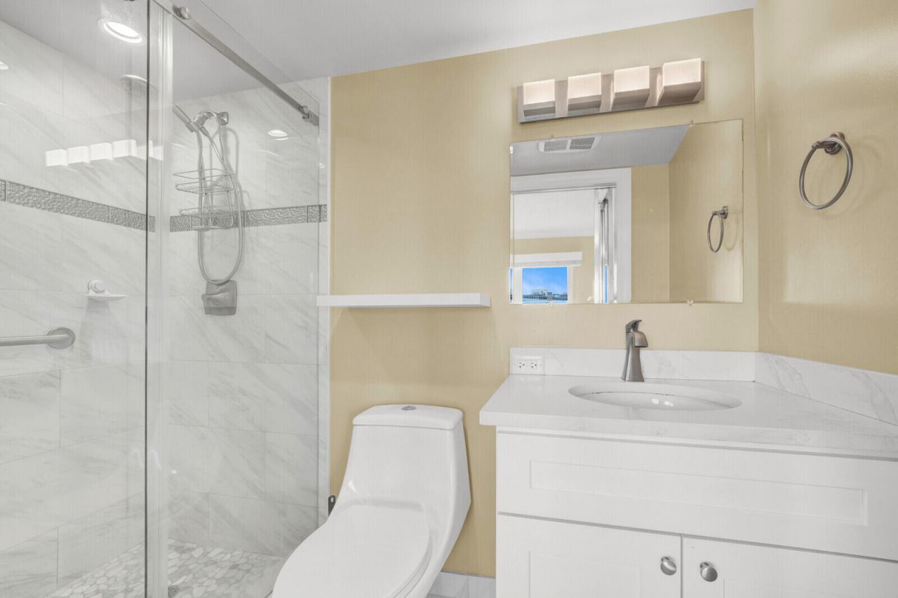 140 NE 28th Avenue, Unit 502, Pompano Beach, FL 33062 Photo
