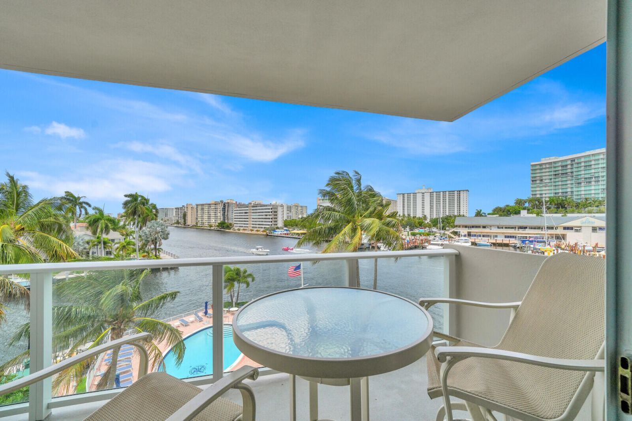 140 NE 28th Avenue, Unit 502, Pompano Beach, FL 33062 Photo