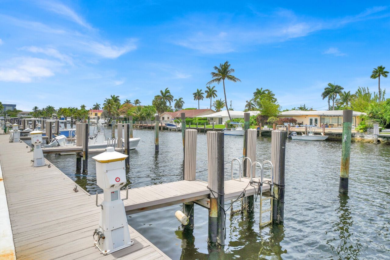140 NE 28th Avenue, Unit 502, Pompano Beach, FL 33062 Photo