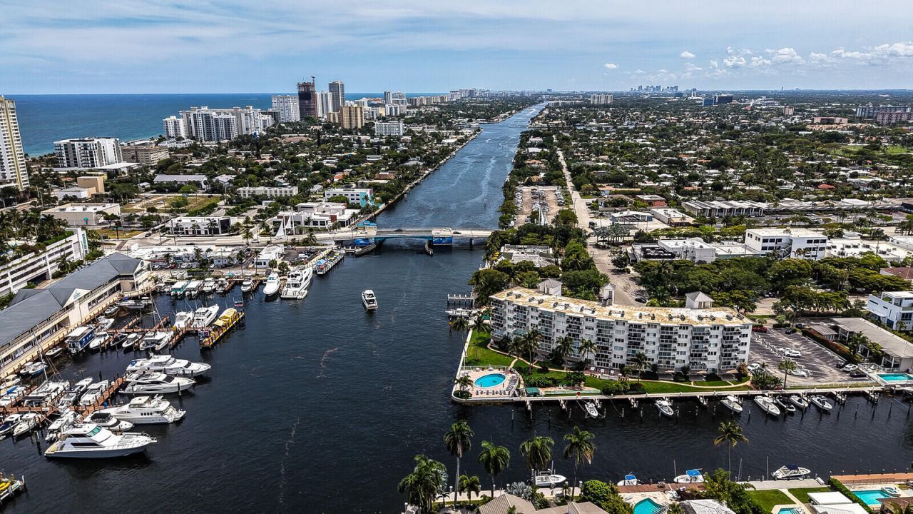 140 NE 28th Avenue, Unit 502, Pompano Beach, FL 33062 Photo