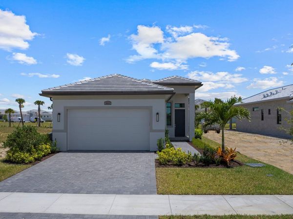 8065 SW Andrea Way, Port St. Lucie, FL 34987