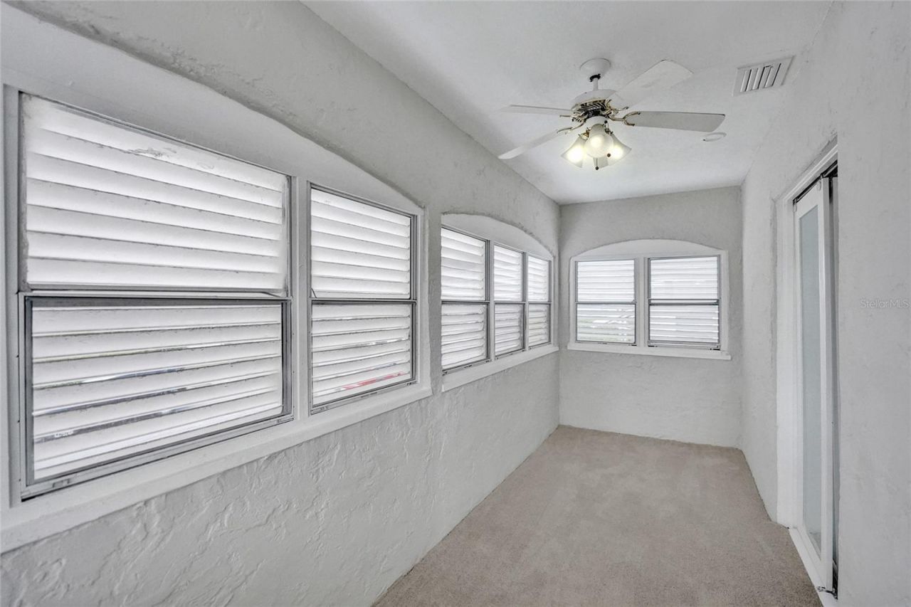 924 Mcintosh Street, West Palm Beach, FL 33405 Photo