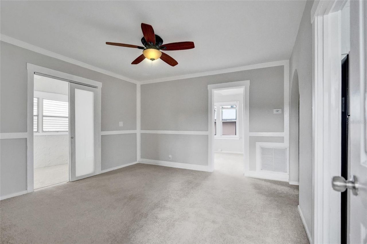 924 Mcintosh Street, West Palm Beach, FL 33405 Photo
